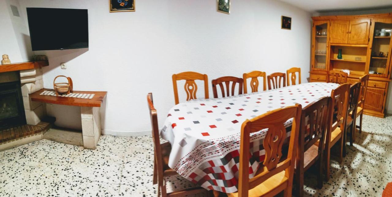Cal Pau De La Gralla Pobla de Montornés Kültér fotó
